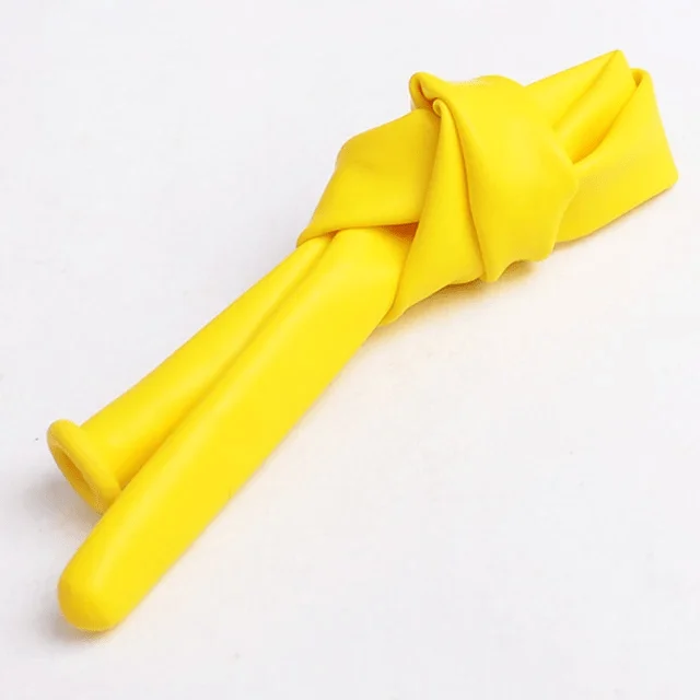 1692628572472 Twisting Balloon