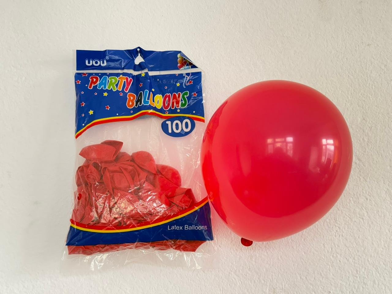 10-Inch Red Round Balloons (100 pcs)