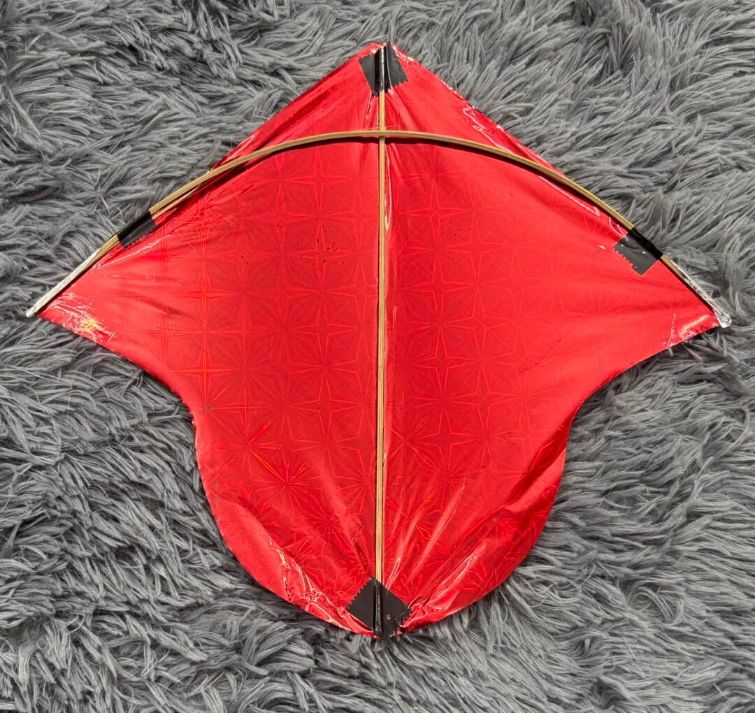 Medium decorating kites